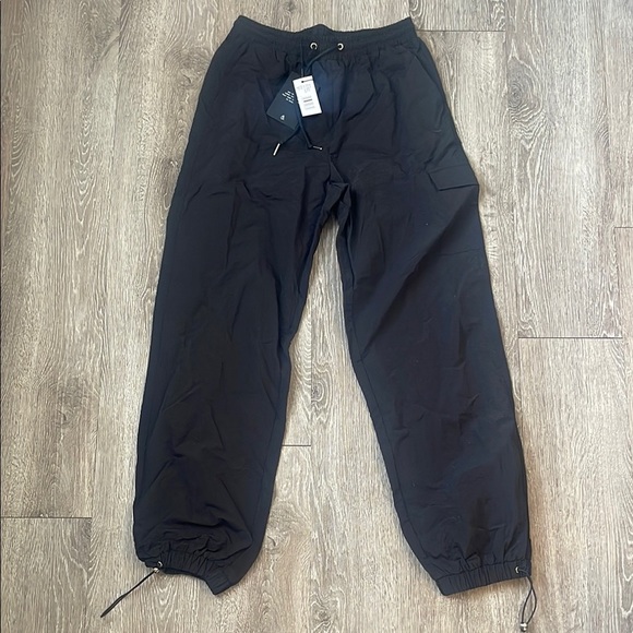 4th and reckless black Jamila trouser parachute pants size medium - Picture 1 of 7